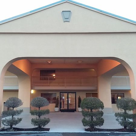 Deerfield Inn ไบลธ์วิลล์ ภายนอก รูปภาพ